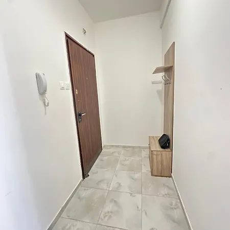 Lions Bridge C-e-n-t-r-a-l סופיה