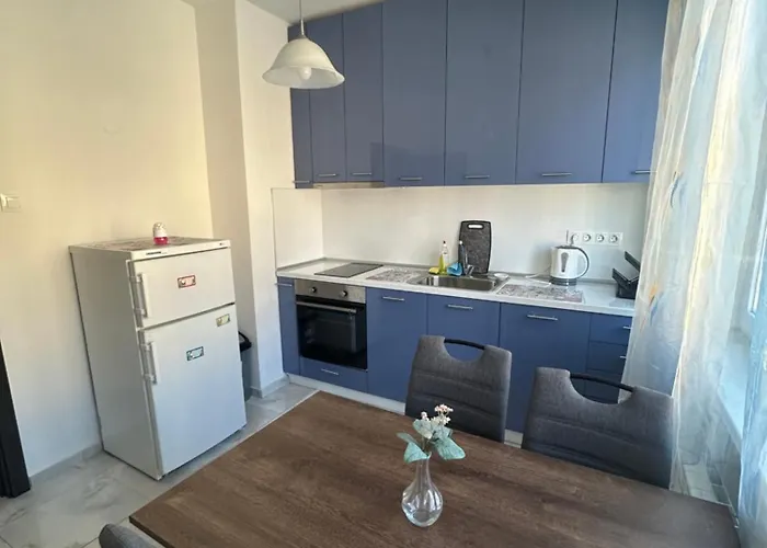 Lions Bridge C-e-n-t-r-a-l * Σόφια